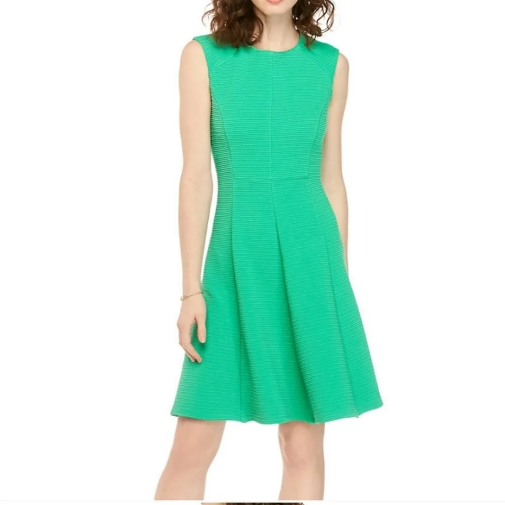 Sandra Darren textured for and flare dress sz 16 - Picture 1 of 8